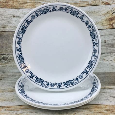 corelle blue flower dinnerware.